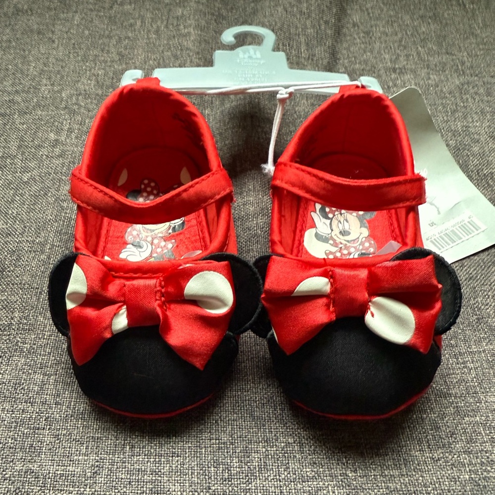 Mini Mouse toddler shoes